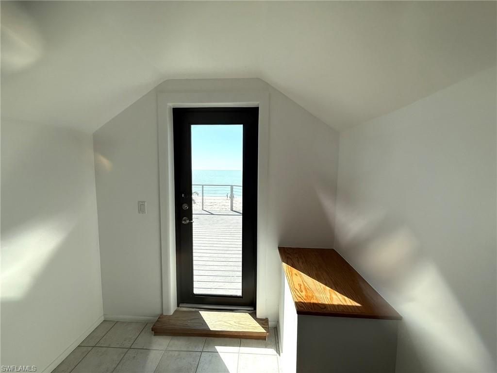 484 Gulf Bend Dr, Captiva, FL 33924 Photo