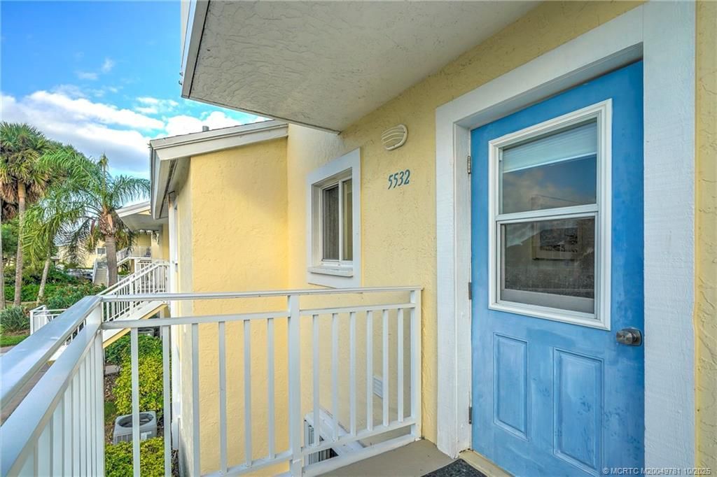 5532 NE Gulfstream Way, Stuart, FL 34996 Photo