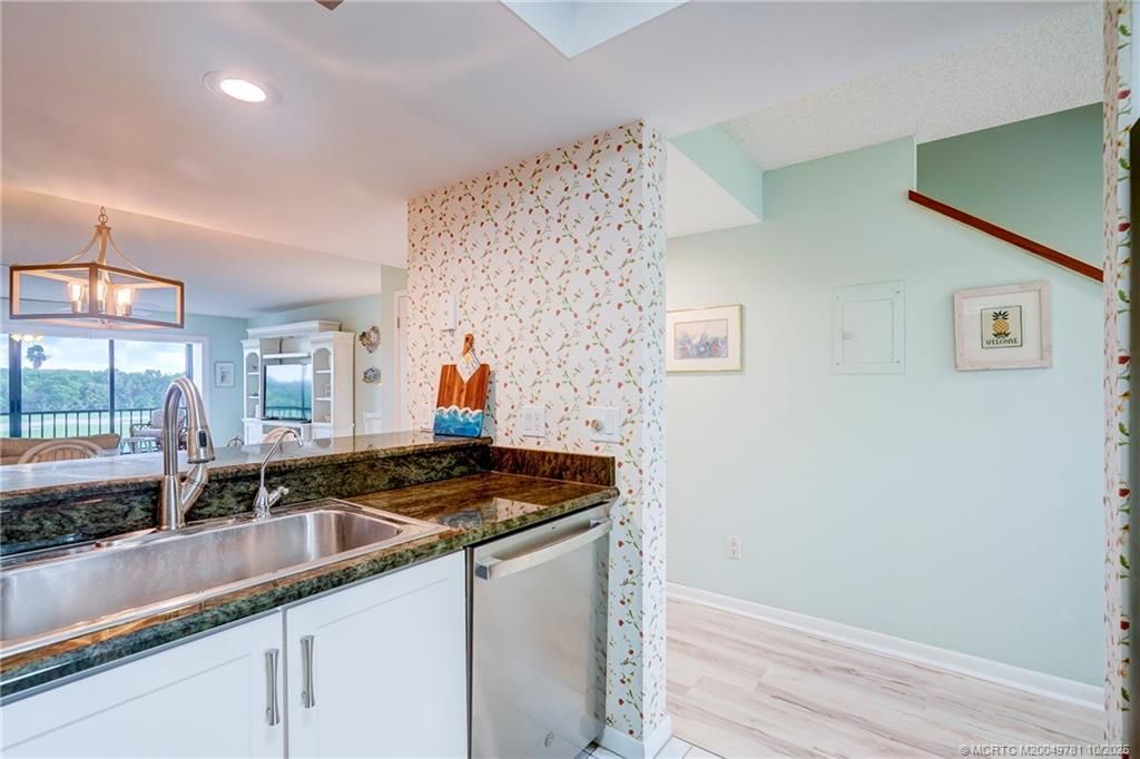 5532 NE Gulfstream Way, Stuart, FL 34996 Photo