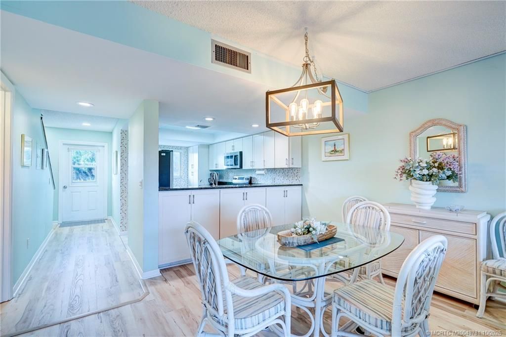 5532 NE Gulfstream Way, Stuart, FL 34996 Photo