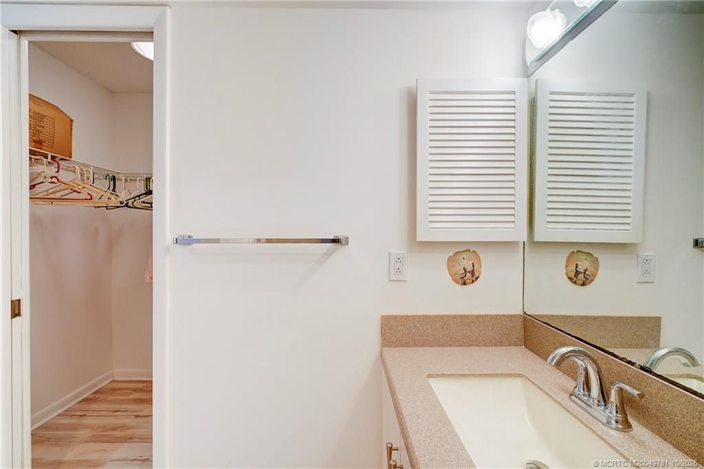 5532 NE Gulfstream Way, Stuart, FL 34996 Photo