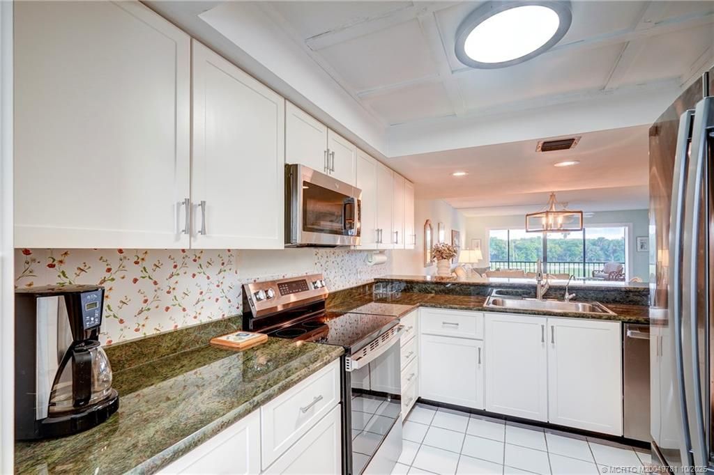 5532 NE Gulfstream Way, Stuart, FL 34996 Photo