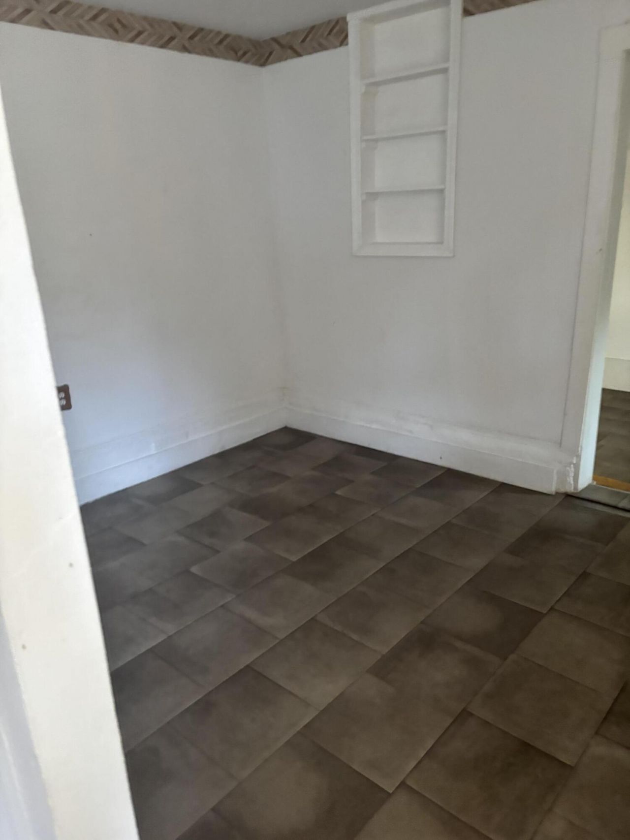 1907 Helm Avenue Photo 20