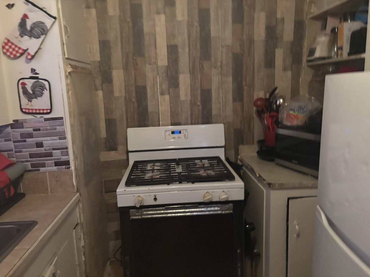 1907 Helm Avenue Photo 6