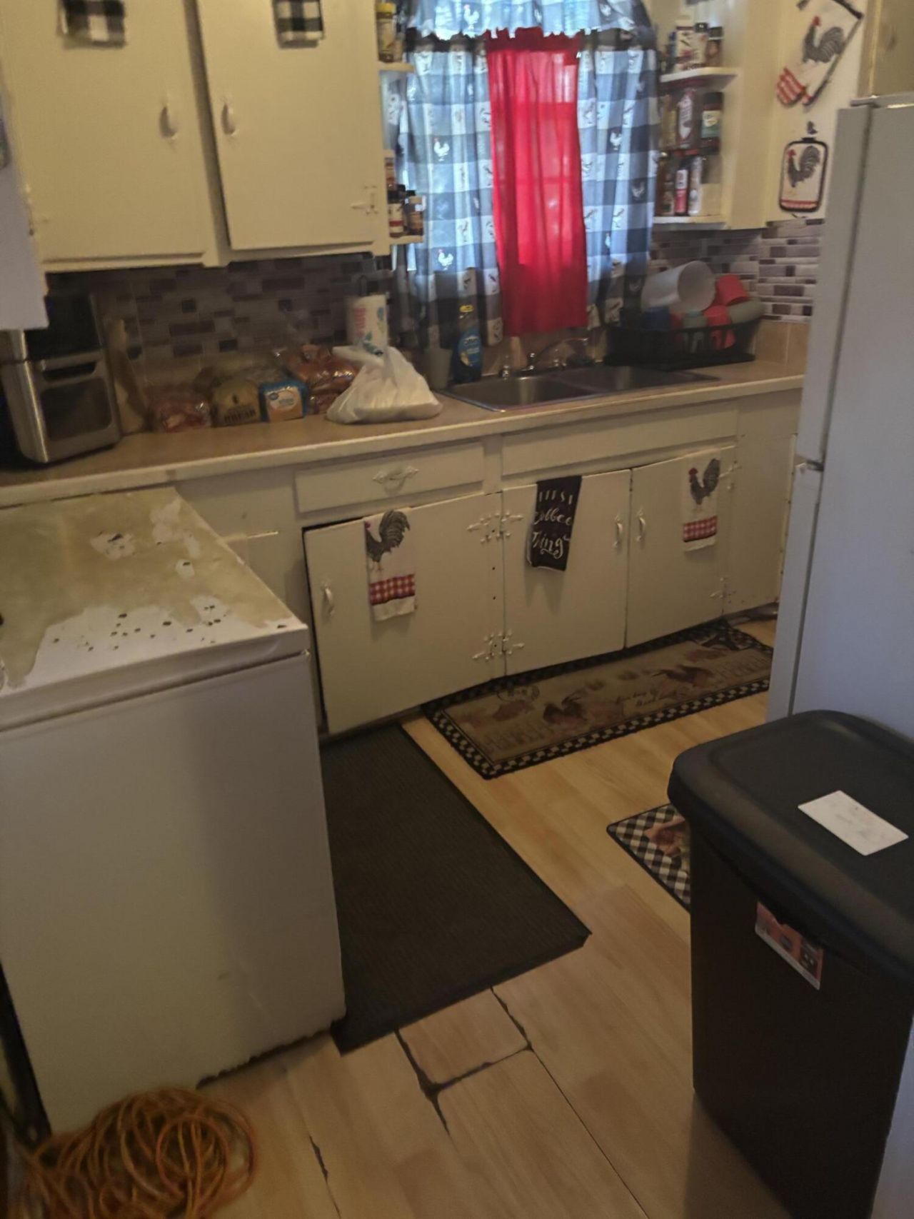 1907 Helm Avenue Photo 7