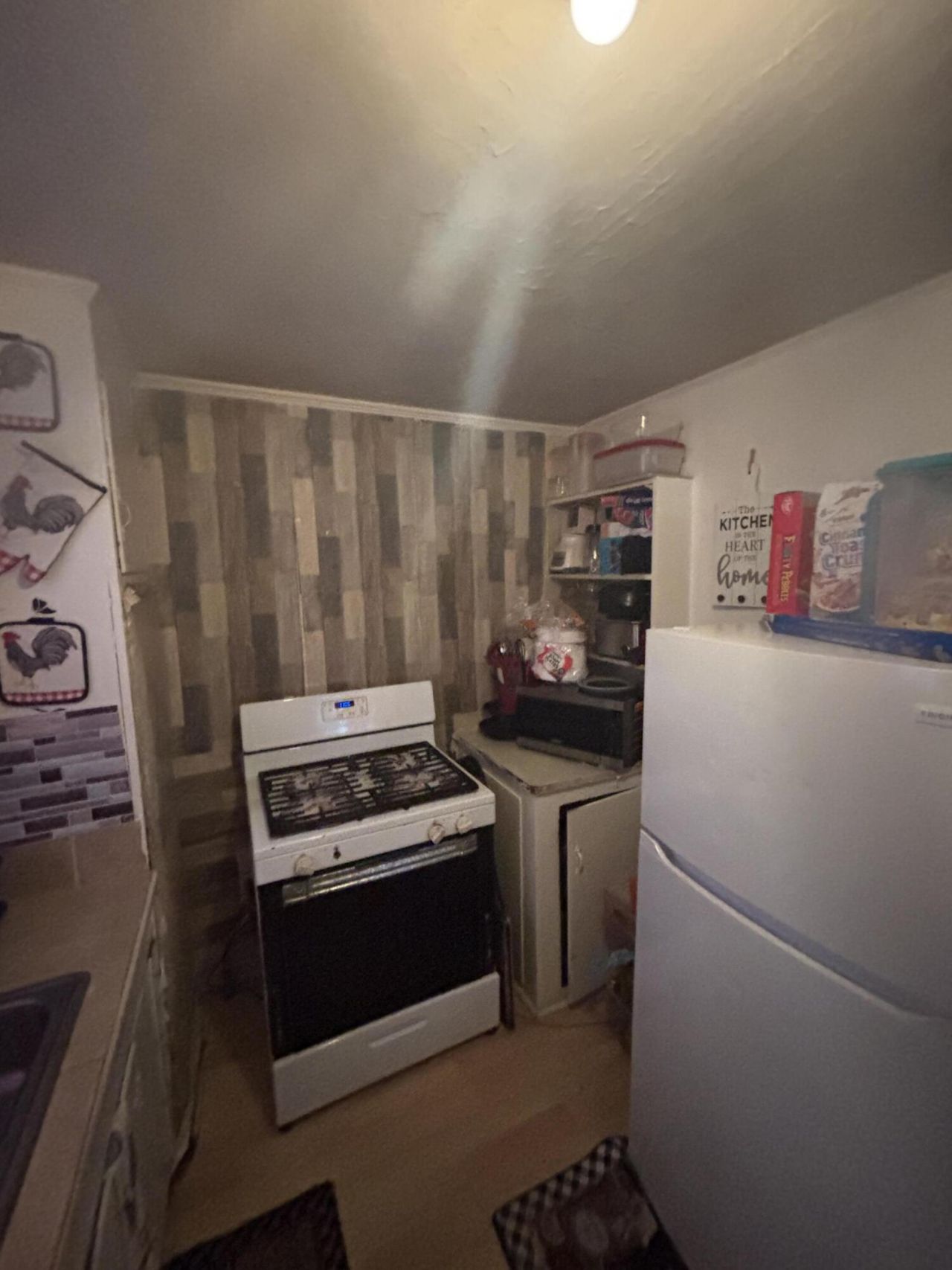 1907 Helm Avenue Photo 12