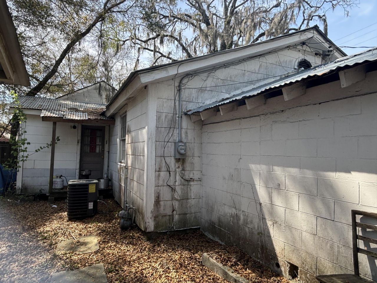 1907 Helm Avenue Photo 30