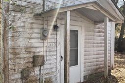 1907 Helm Avenue photo 4