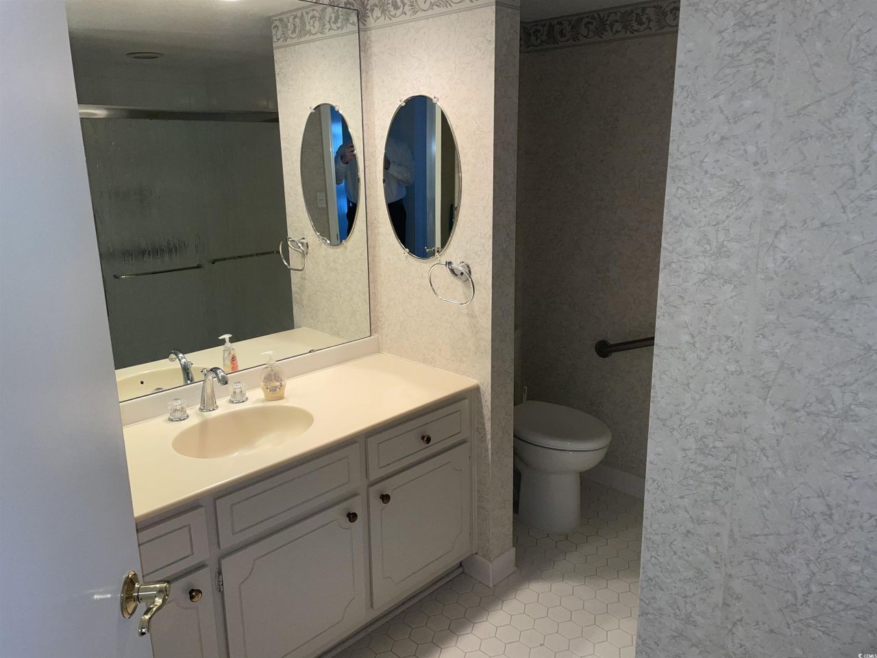 9650 Shore Dr. Photo 19