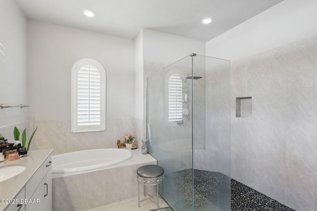 2454 Hyatt Creek Lane, Port Orange, FL 32128 Photo