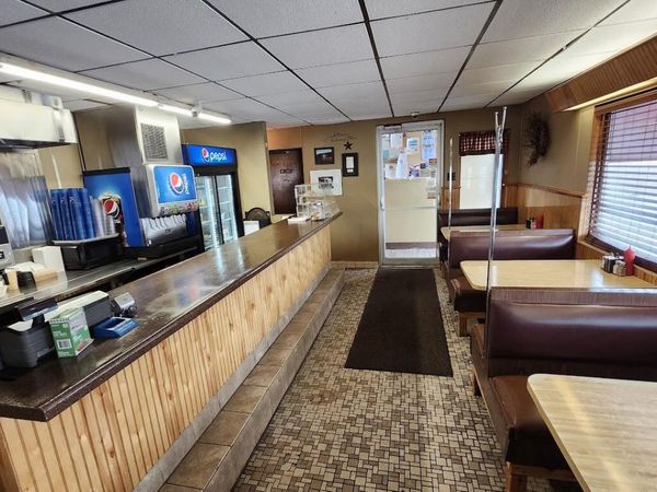 87 Main Street, Mars Hill, ME 04758