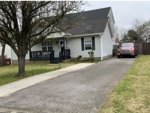 4933 Deerhaven Dr, Antioch, TN 37013