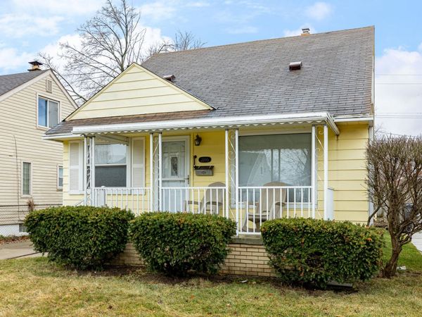 2095 LeBlanc Street, Lincoln Park, MI 48146