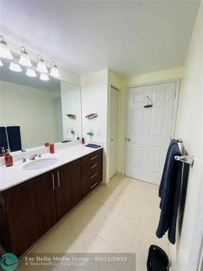 2401 NE 65th Street, Unit 408, Fort Lauderdale, FL 33308 Photo