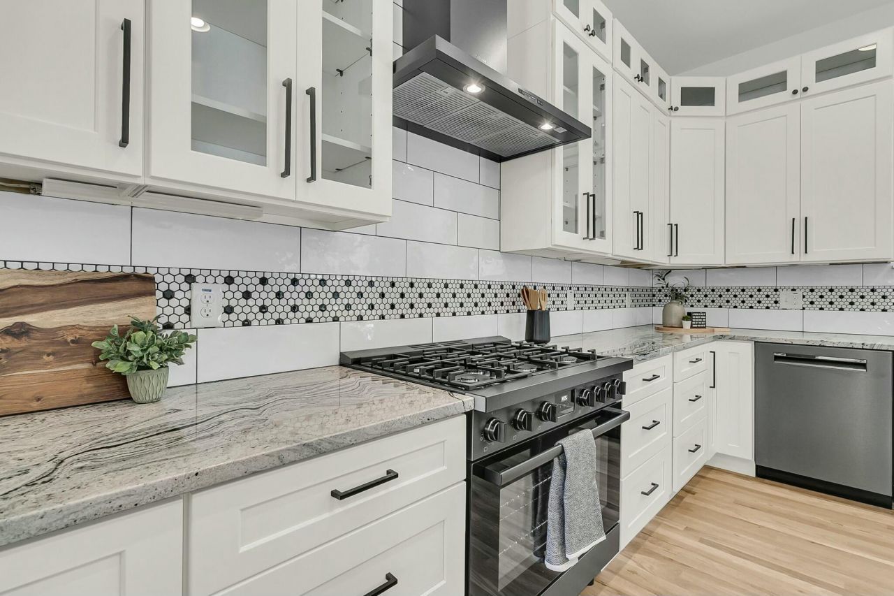 4036 Azalea Farms Way Photo 17