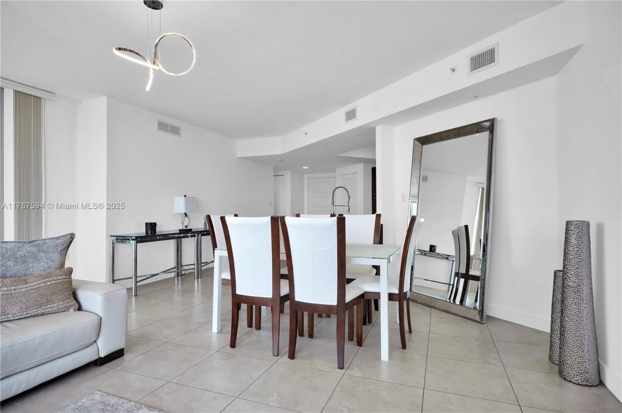 250 Sunny Isles Blvd, Unit 3-904, Sunny Isles Beach, FL 33160 Photo