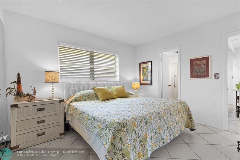 1900 NE 8th Court, Unit 307, Fort Lauderdale, FL 33304 Photo