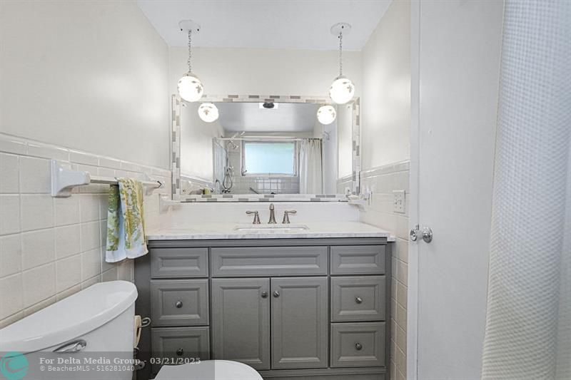 1900 NE 8th Court, Unit 307, Fort Lauderdale, FL 33304 Photo