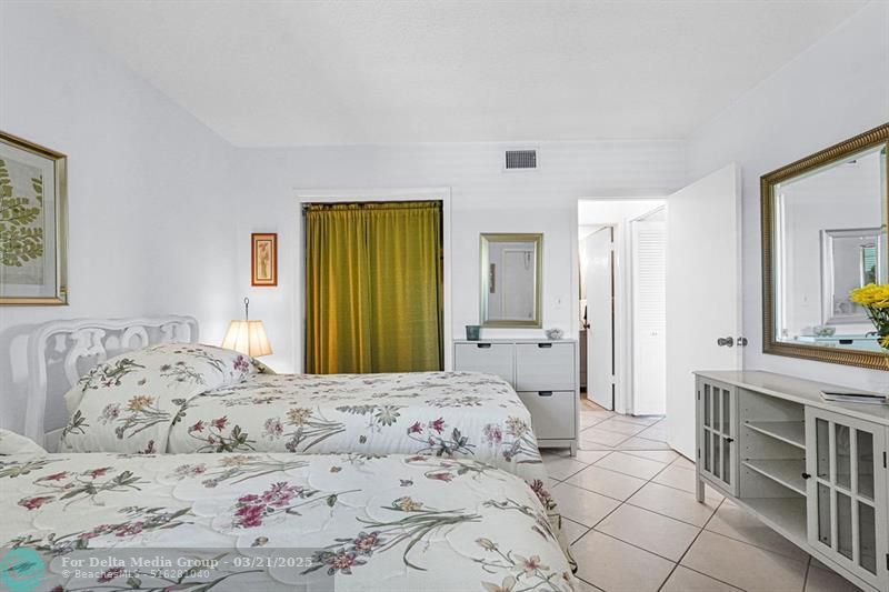 1900 NE 8th Court, Unit 307, Fort Lauderdale, FL 33304 Photo