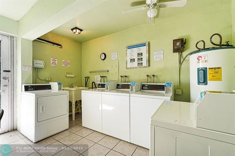 1900 NE 8th Court, Unit 307, Fort Lauderdale, FL 33304 Photo