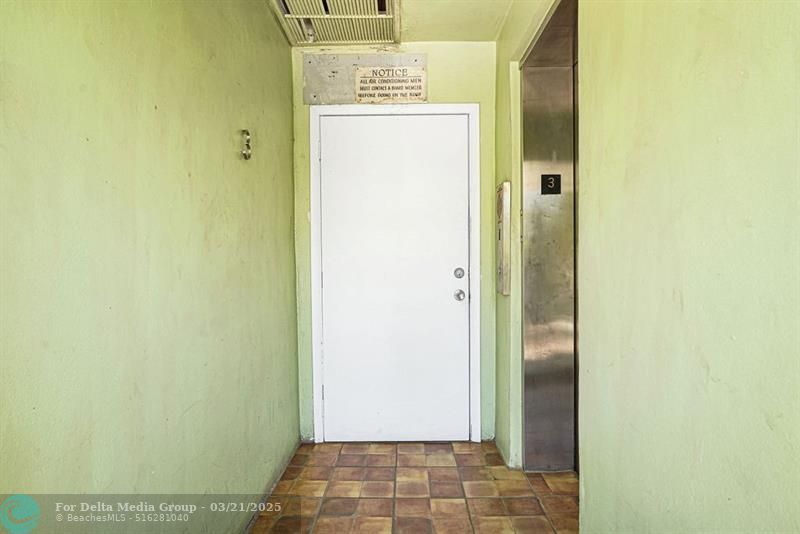 1900 NE 8th Court, Unit 307, Fort Lauderdale, FL 33304 Photo