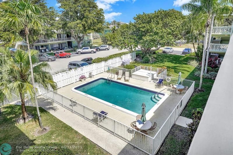 1900 NE 8th Court, Unit 307, Fort Lauderdale, FL 33304 Photo