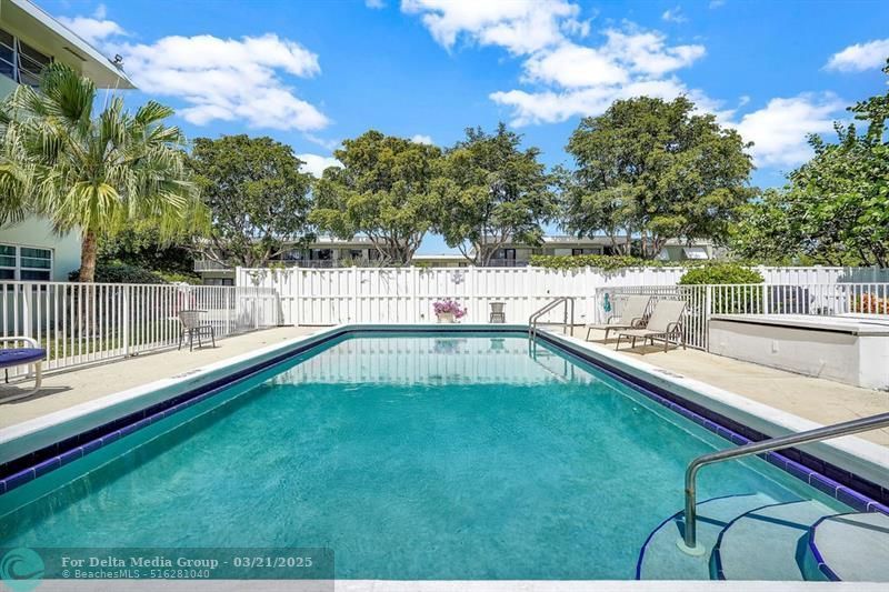 1900 NE 8th Court, Unit 307, Fort Lauderdale, FL 33304 Photo