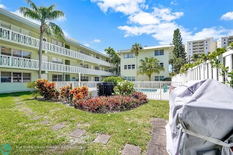 1900 NE 8th Court, Unit 307, Fort Lauderdale, FL 33304 Photo