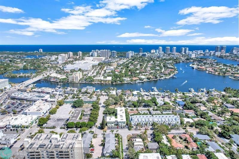 1900 NE 8th Court, Unit 307, Fort Lauderdale, FL 33304 Photo