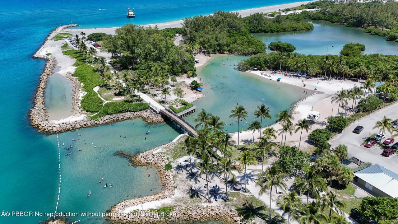 325 Fairway N, Tequesta, FL 33469 Photo