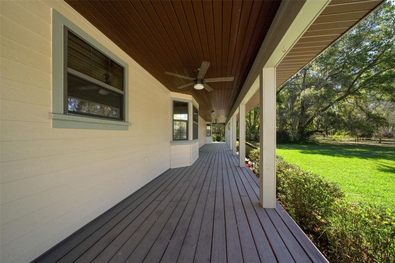 39636 Carolina Avenue, Lady Lake, FL 32159 Photo