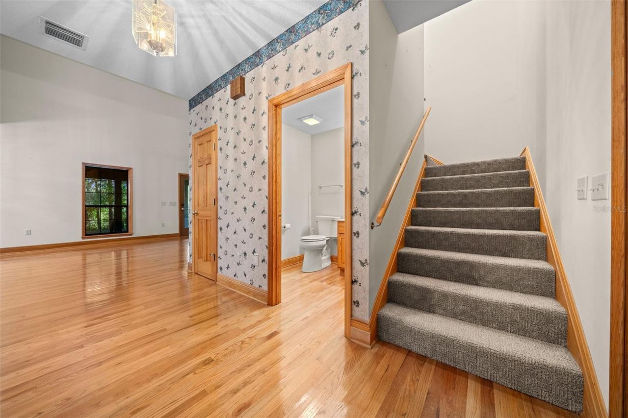 39636 Carolina Avenue, Lady Lake, FL 32159 Photo