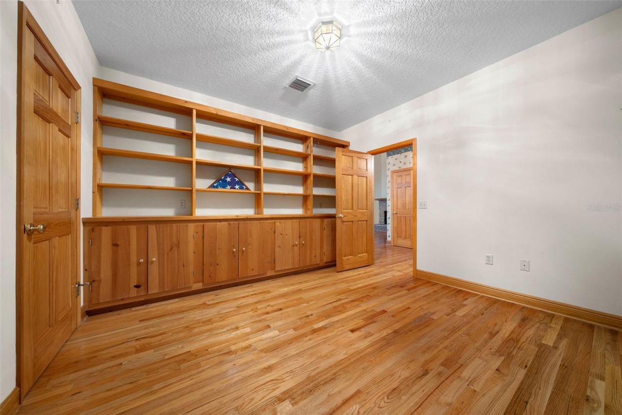 39636 Carolina Avenue, Lady Lake, FL 32159 Photo