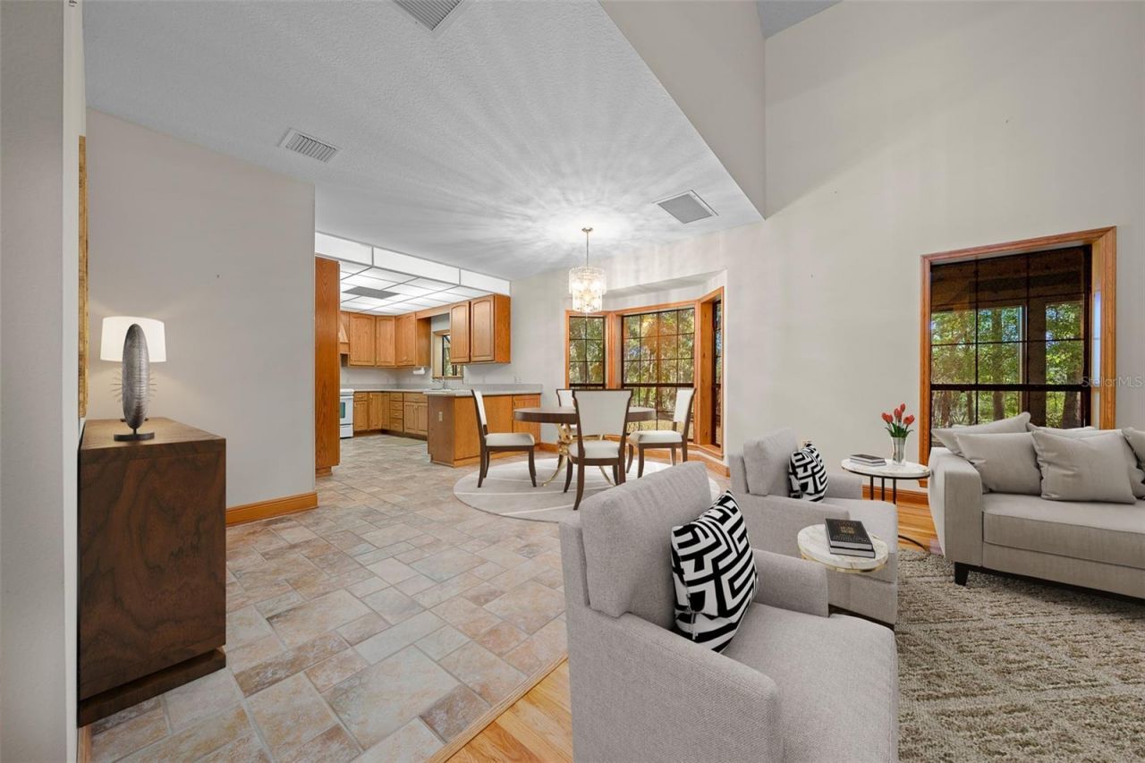 39636 Carolina Avenue, Lady Lake, FL 32159 Photo