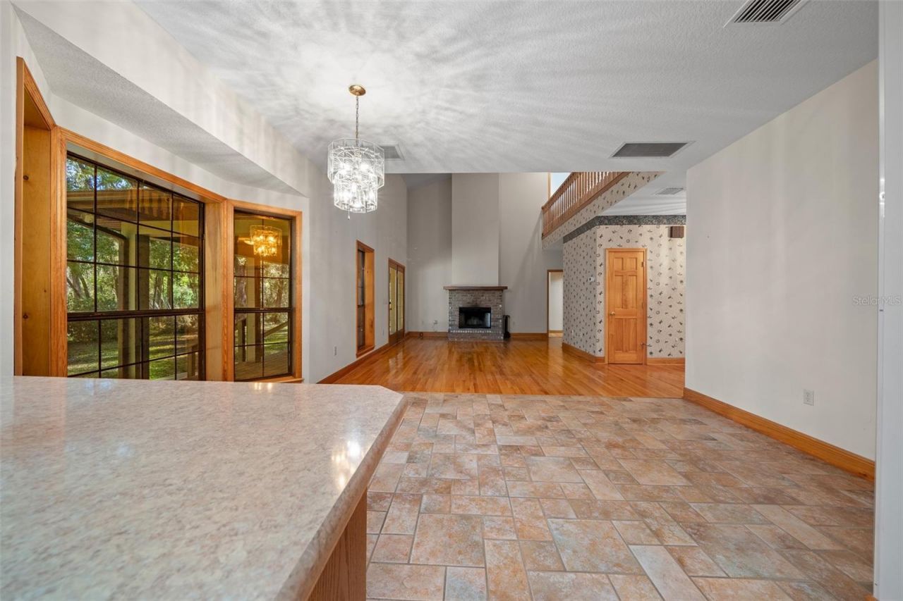 39636 Carolina Avenue, Lady Lake, FL 32159 Photo