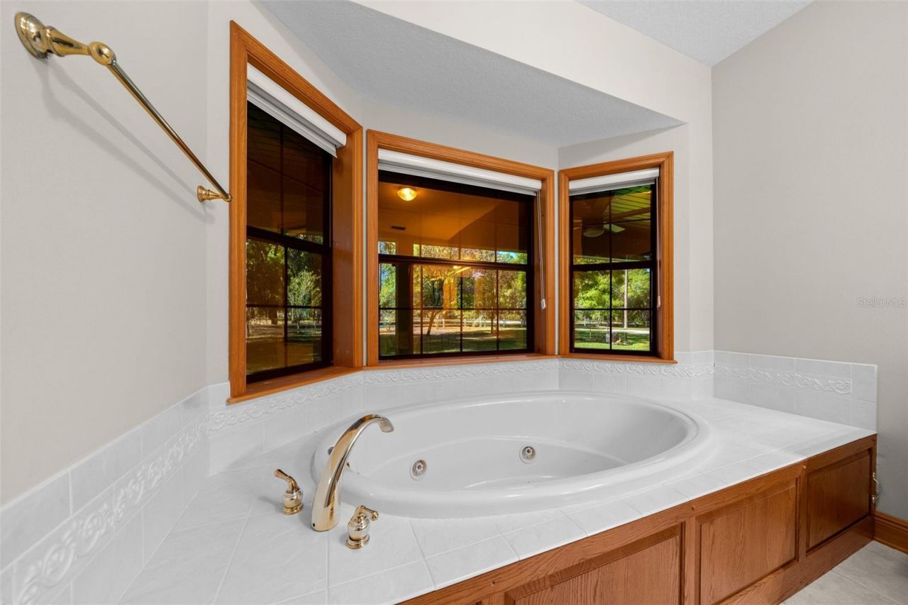 39636 Carolina Avenue, Lady Lake, FL 32159 Photo