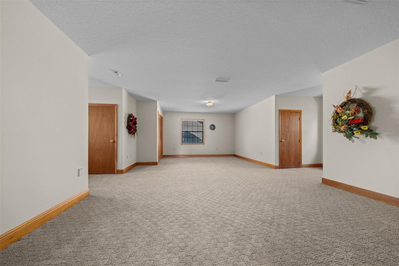 39636 Carolina Avenue, Lady Lake, FL 32159 Photo