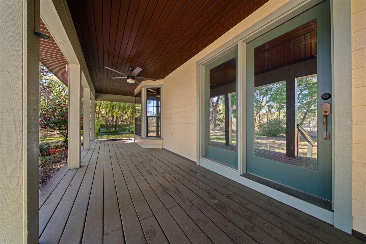 39636 Carolina Avenue, Lady Lake, FL 32159 Photo