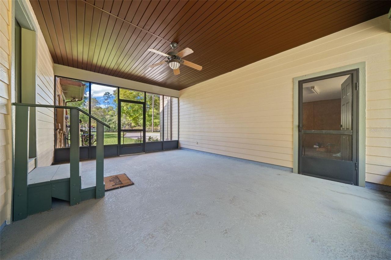 39636 Carolina Avenue, Lady Lake, FL 32159 Photo