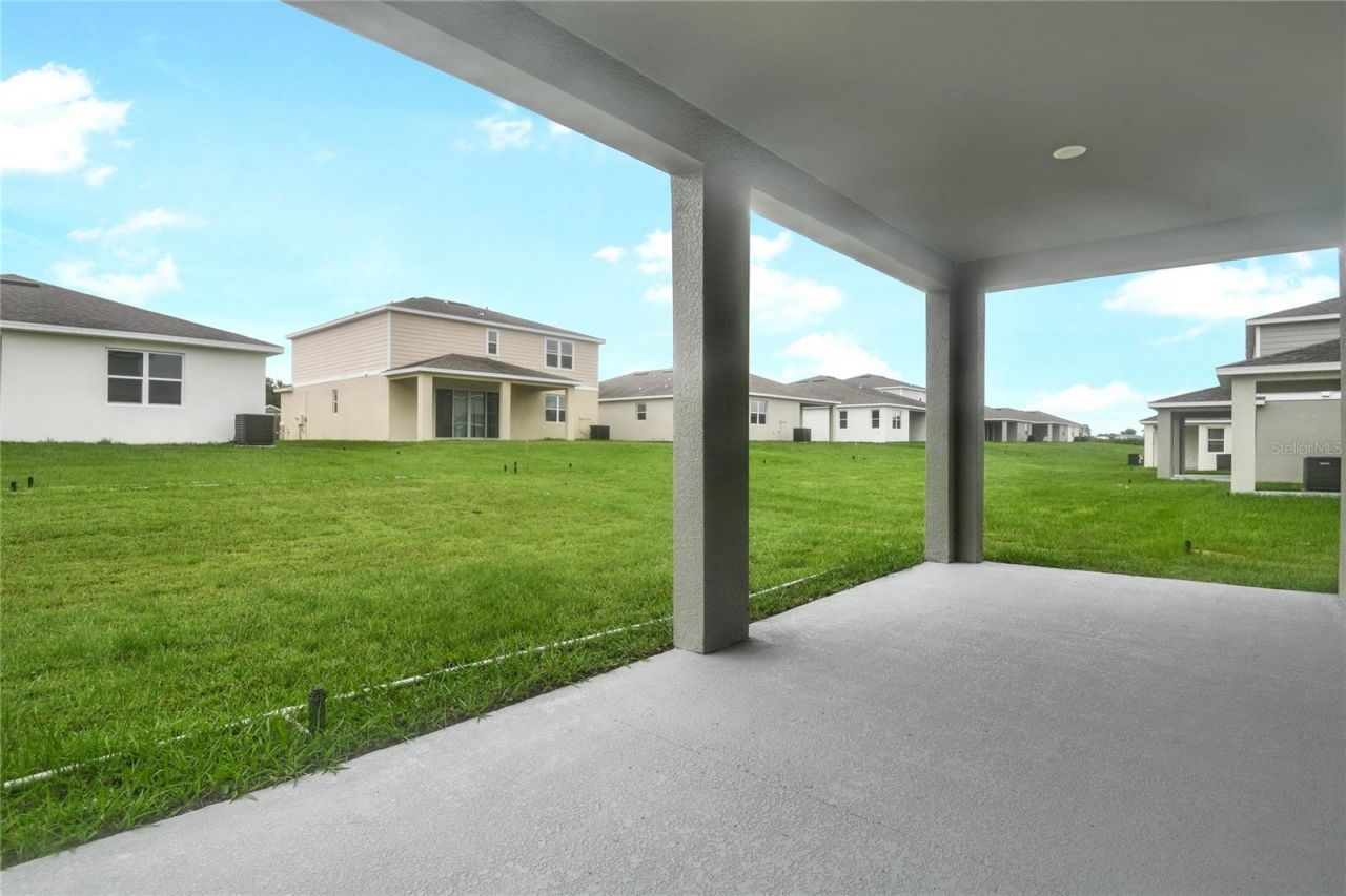 1035 Wisteria Way, Dundee, FL 33838 Photo