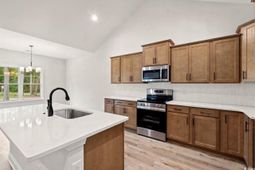 198 Ford Rd. photo 4