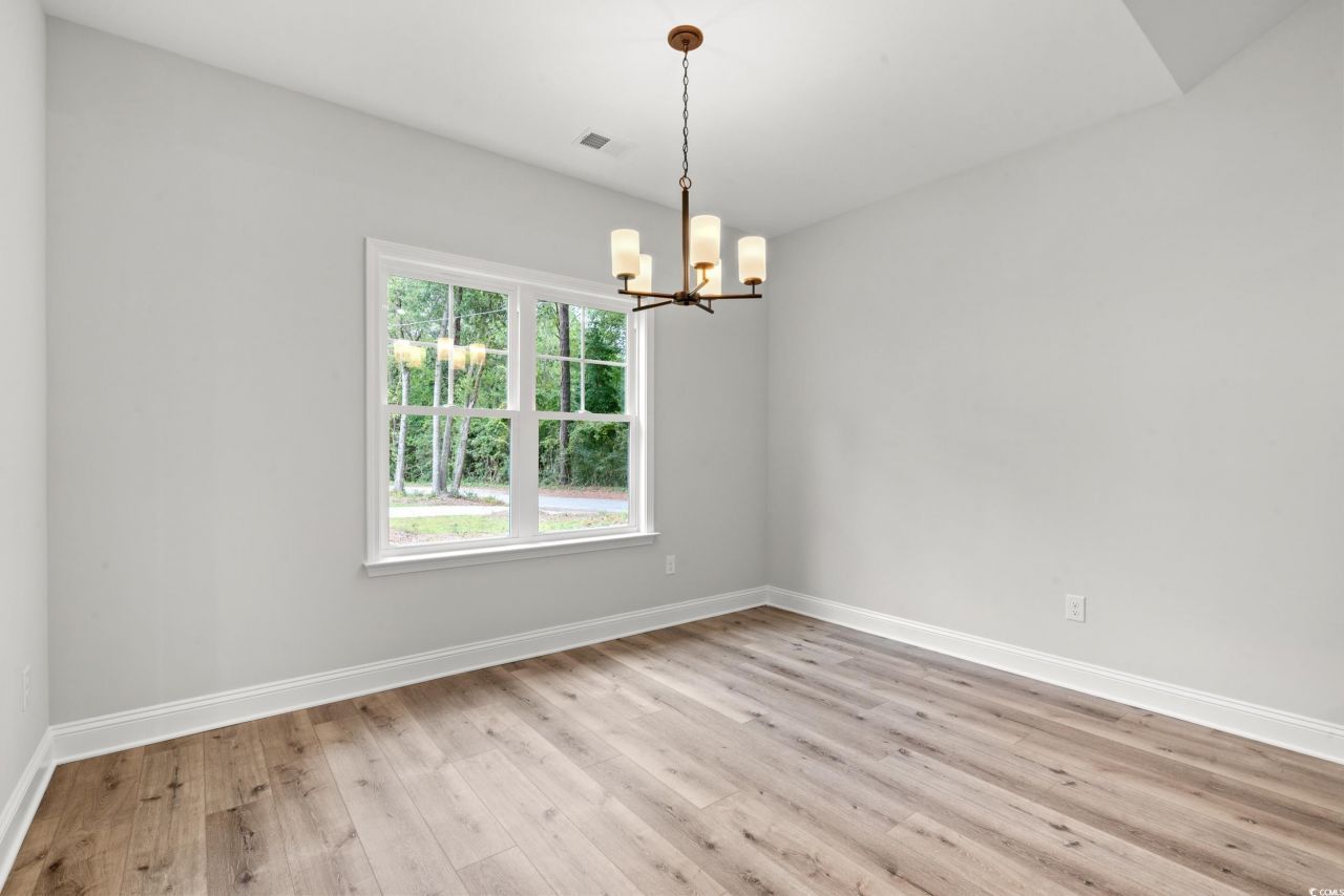 198 Ford Rd. Photo 9