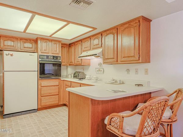17404 N 99TH Avenue, Unit 214, Sun City, AZ 85373