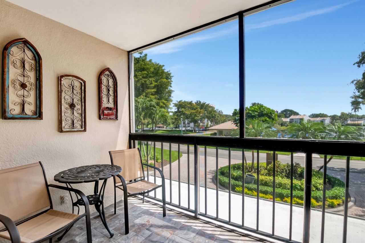 1523 Bridgewood Drive, Boca Raton, FL 33434 Photo