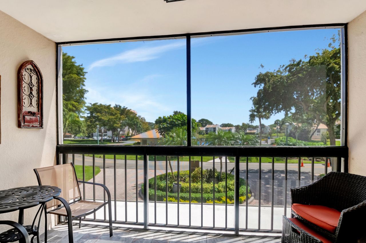 1523 Bridgewood Drive, Boca Raton, FL 33434 Photo