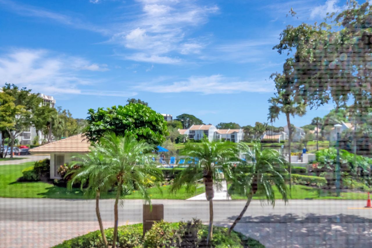 1523 Bridgewood Drive, Boca Raton, FL 33434 Photo