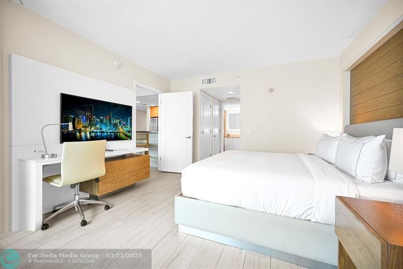 505 N Ft Lauderdale Bch Boulevard, Unit 2006, Fort Lauderdale, FL 33304 Photo