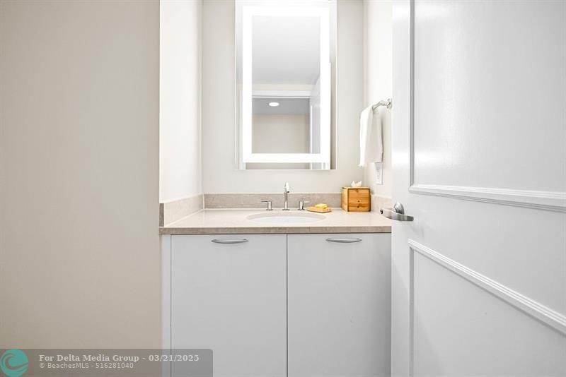 505 N Ft Lauderdale Bch Boulevard, Unit 2006, Fort Lauderdale, FL 33304 Photo