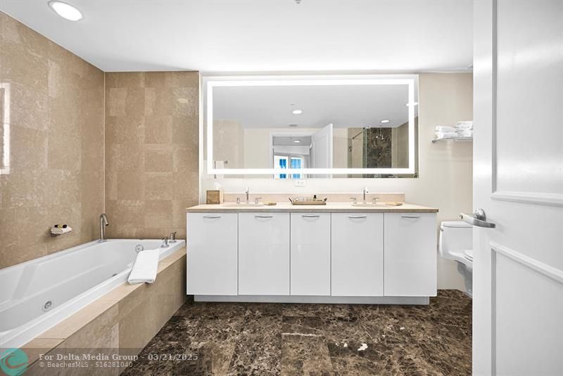 505 N Ft Lauderdale Bch Boulevard, Unit 2006, Fort Lauderdale, FL 33304 Photo