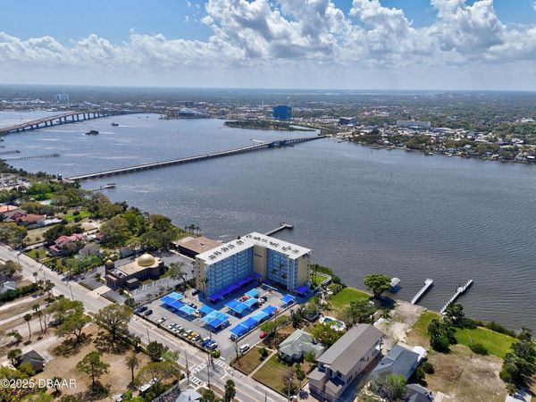 145 N Halifax Avenue, Unit 310, Daytona Beach, FL 32118